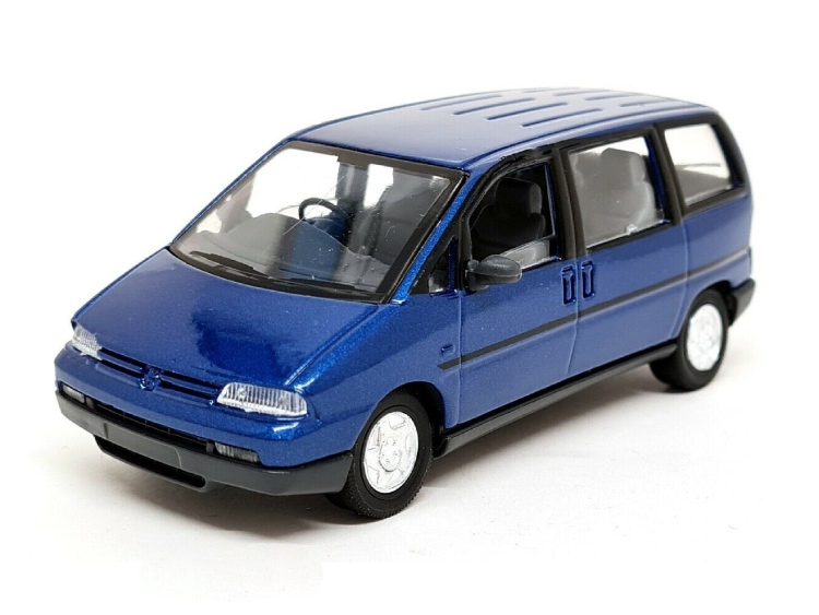 Peugeot 806
